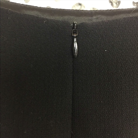 LAFAYETTE 148 New York Black Wool Trumpet Skirt Size 4 - Picture 6 of 8